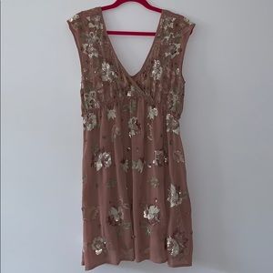 Only worn once! Perfect dress for a wedding guest!